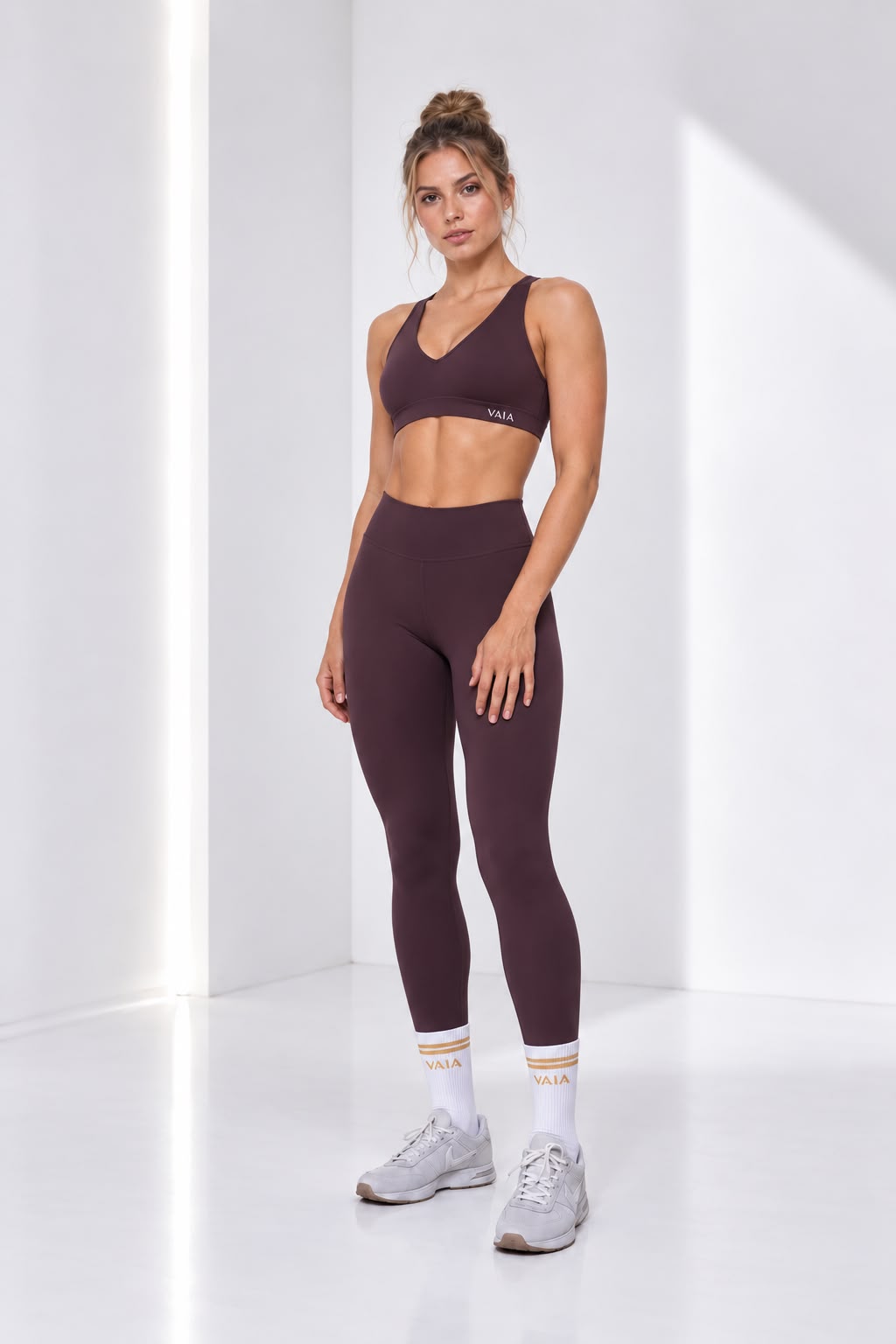 Contour Sculp Leggins Velvet Mocha | VAIA Clothing