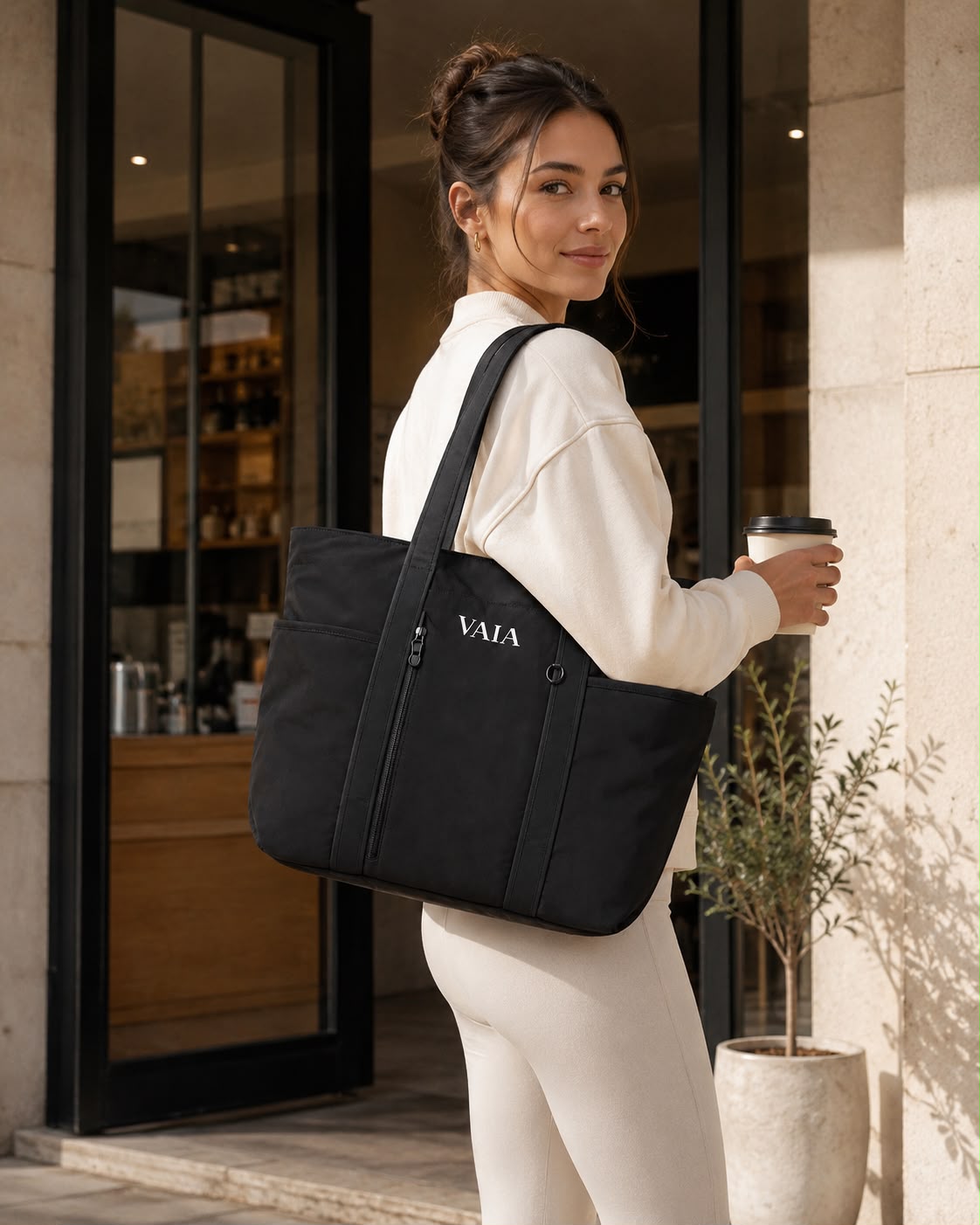 Everyday Tote Bag: Lightweight & Functional | VAIA clothing
