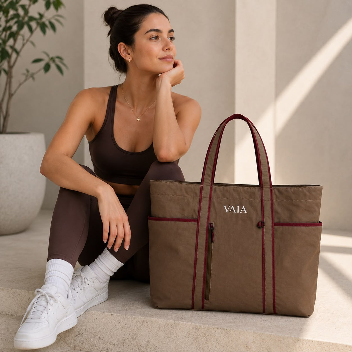 Everyday Tote Bag: Lightweight & Functional | VAIA clothing
